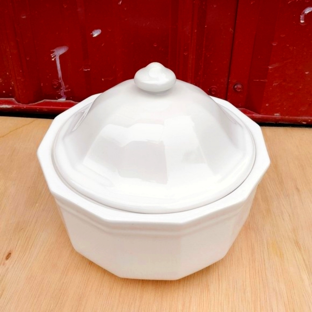 Vintage White Ceramic Pot With Lid